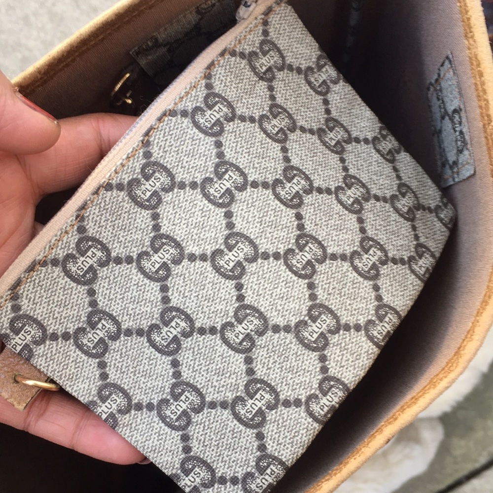 With flaws Gucci plus tote - Picture 14 of 15